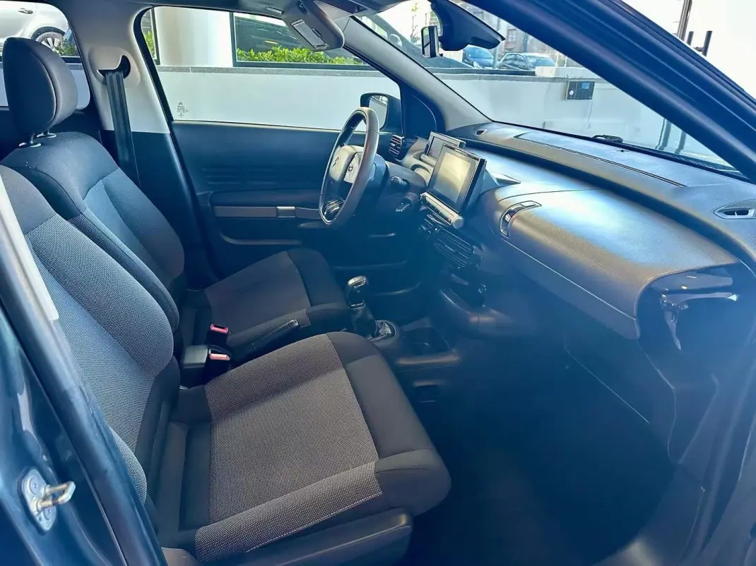 Citroën C4 Cactus 2017 - 11900 EUR, 135000 km - AUTO.MOTO.pt - 135000km - foto 8 de 10