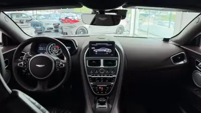Aston Martin DB11 Coupé 2020 - 149990 EUR, 48409 km - 48409km - foto 22 de 38