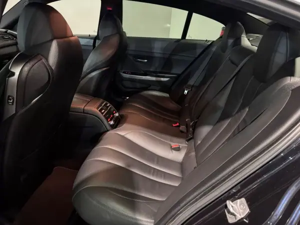 BMW 640 Gran Coupé 2019 - 45900 EUR, 117759 km - AUTO.MOTO.pt - 117759km - foto 22 de 48