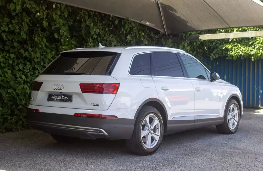 Audi Q7 2017 - 29900 EUR, 199000 km - 199000km - foto 22 de 23