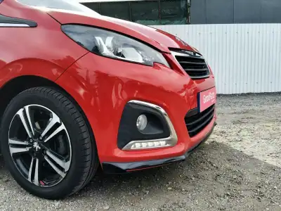 Peugeot 108 2017 - 9600 EUR, 46200 km - AUTO.MOTO.pt - 46200km - foto 11 de 23