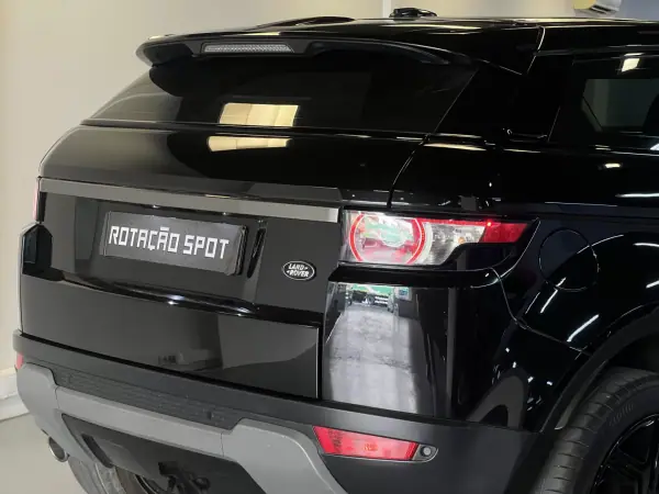 Land Rover Range Rover Evoque 2012 - 17990 EUR, 235000 km - AUTO.MOTO.pt - 235000km - foto 24 de 51