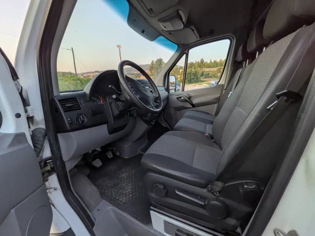 Mercedes-Benz Sprinter 2013 - 19900 EUR, 190000 km - 190000km - foto 11 de 18