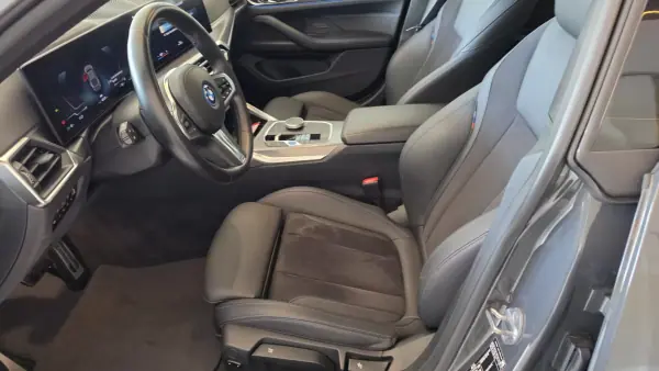 BMW i4 2023 - 41900 EUR, 60120 km - AUTO.MOTO.pt - 60120km - foto 37 de 58