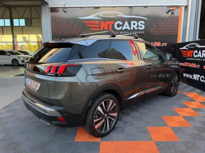 Peugeot 3008 2020 — photo 2 of 21
