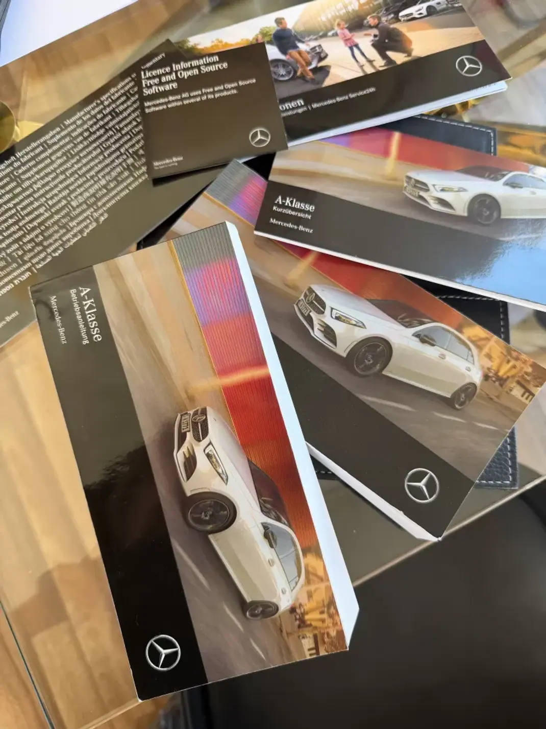 Mercedes-Benz A 180 2020 - 23900 EUR, 140000 km - AUTO.MOTO.pt - 140000km - foto 13 de 13