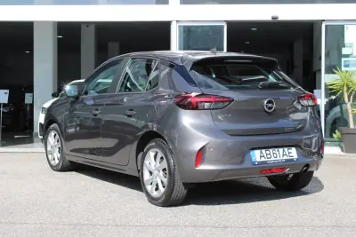 Opel Corsa 2020 — foto 4 de 22
