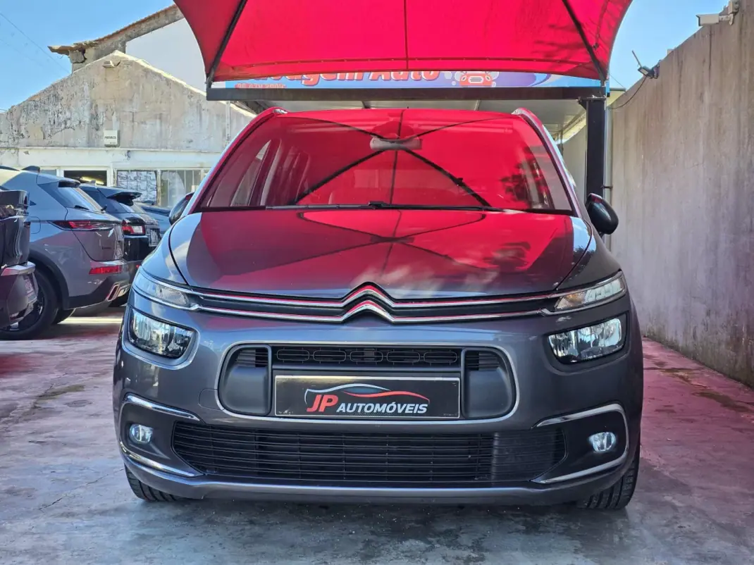 Citroën Grand C4 Spacetourer 2019 - 12750 EUR, 109500 km - AUTO.MOTO.pt - 109500km - foto 2 de 16