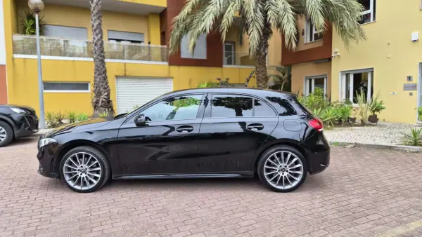 Mercedes-Benz A 250e 2021 - 26990 EUR, 90000 km - AUTO.MOTO.pt - 90000km - foto 8 de 21