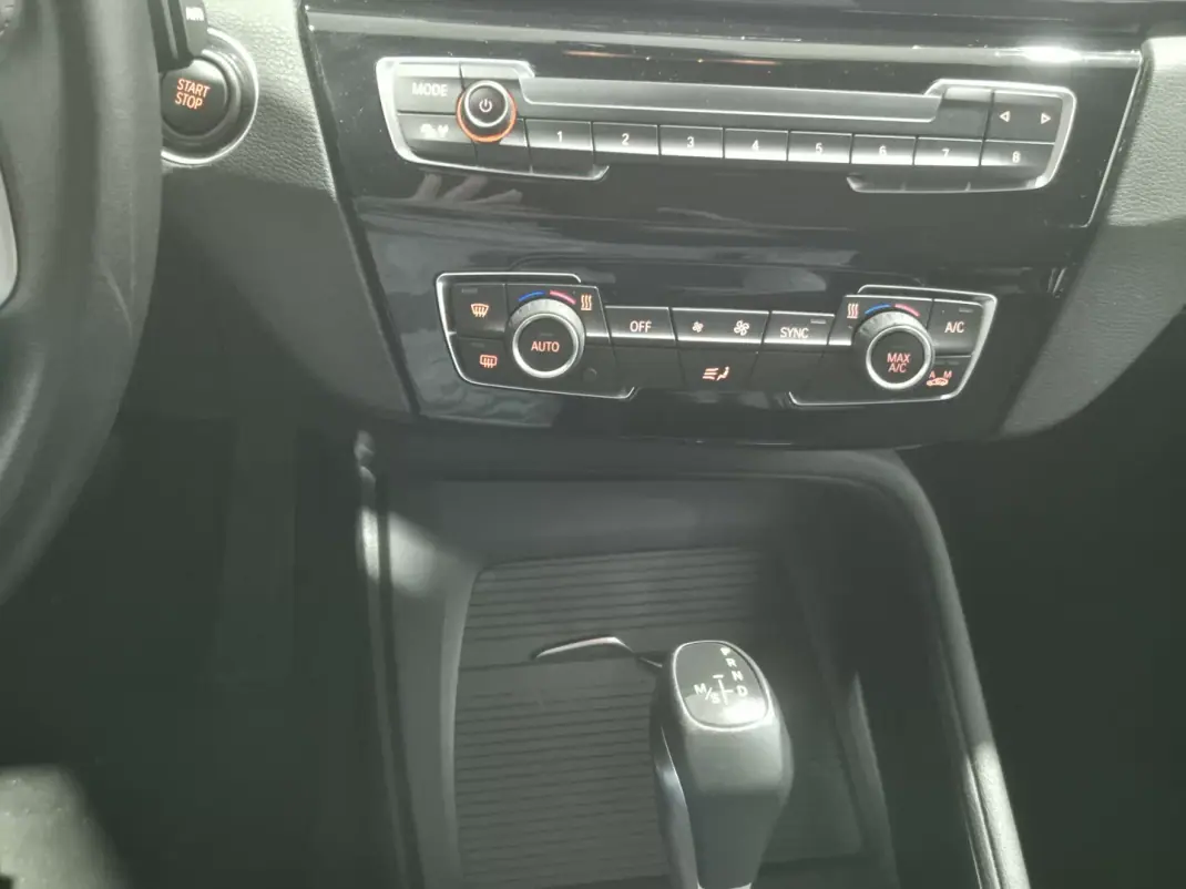 BMW X1 2022 - 27500 EUR, 63000 km - AUTO.MOTO.pt - 63000km - foto 10 de 37