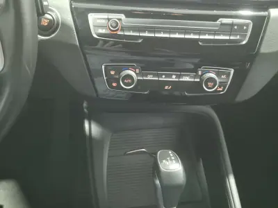 BMW X1 2022 - 27500 EUR, 63000 km - AUTO.MOTO.pt - 63000km - foto 10 de 37