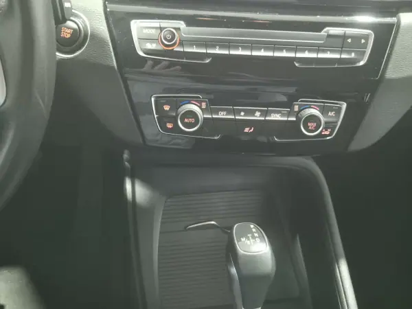 BMW X1 2022 - 27500 EUR, 63000 km - AUTO.MOTO.pt - 63000km - foto 10 de 37