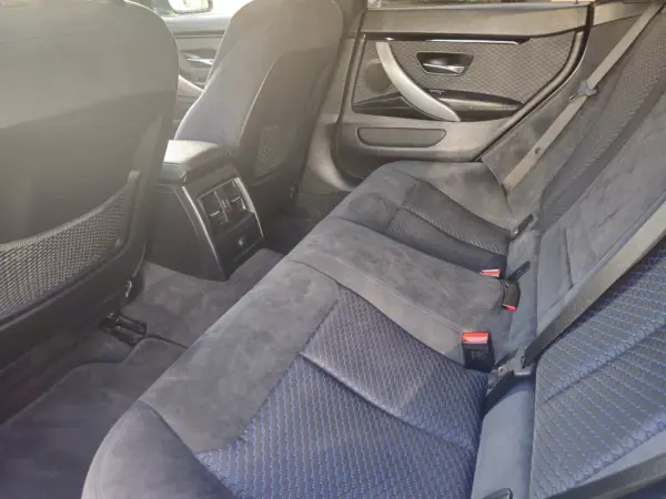 BMW 418 Gran Coupé 2018 - 24750 EUR, 85600 km - AUTO.MOTO.pt - 85600km - foto 12 de 14