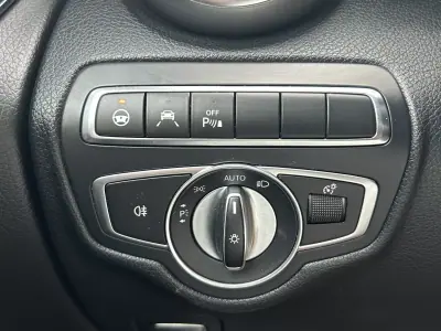 Mercedes-Benz GLC 350 2018 - 28947 EUR, 99000 km - AUTO.MOTO.pt - 99000km - foto 20 de 20