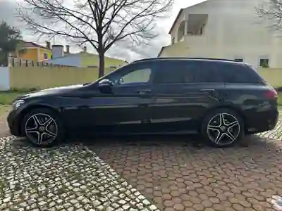 Mercedes-Benz C 300 2020 — foto 5 de 13
