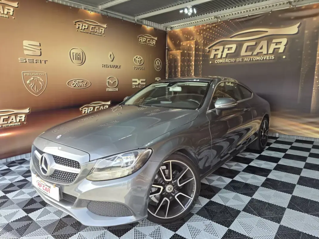 Mercedes-Benz C 180 2016 - 24250 EUR, 107000 km - AUTO.MOTO.pt - 107000km - foto 1 de 14