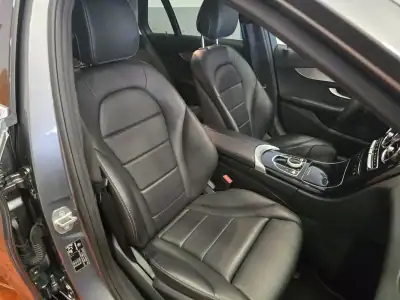 Mercedes-Benz C 300 2020 - 30980 EUR, 98799 km - AUTO.MOTO.pt - 98799km - foto 45 de 47