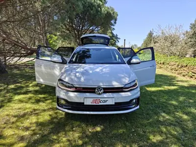 Volkswagen Polo 2018 - 24490 EUR, 59000 km - AUTO.MOTO.pt - 59000km - foto 19 de 50