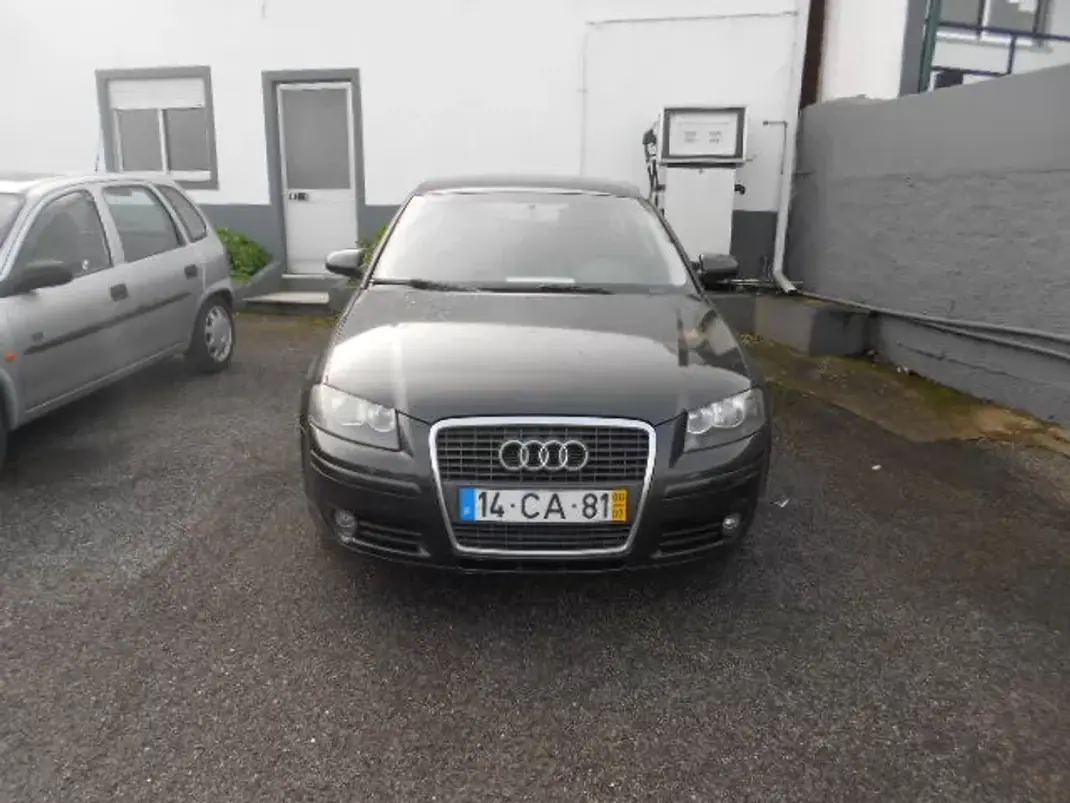 Audi A3 2006 - 9500 EUR, 253000 km - AUTO.MOTO.pt - 253000km - foto 1 de 11