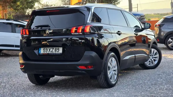 Peugeot 5008 2019 - 18500 EUR, 90600 km - AUTO.MOTO.pt - 90600km - foto 6 de 20