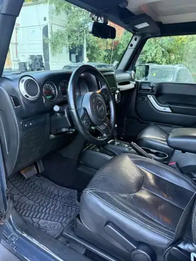 Jeep Wrangler 2019 - 19900 EUR, 323000 km - AUTO.MOTO.pt - 323000km - foto 8 de 10