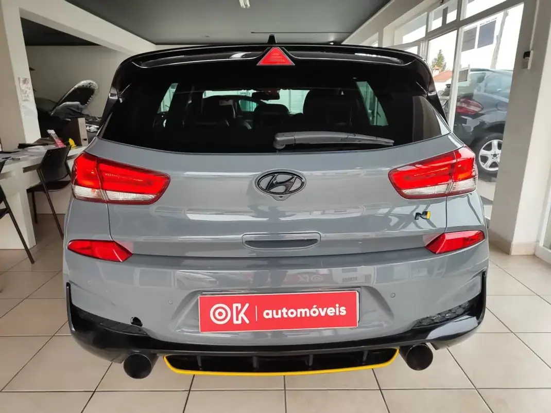 Hyundai i30 2018 - 27500 EUR, 119000 km - AUTO.MOTO.pt - 119000km - foto 9 de 34