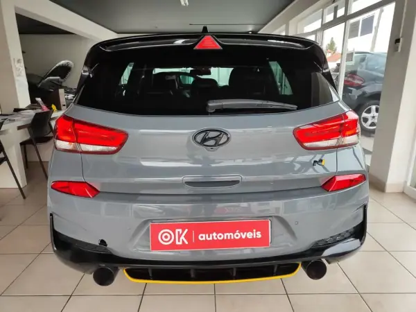 Hyundai i30 2018 - 27500 EUR, 119000 km - AUTO.MOTO.pt - 119000km - foto 9 de 34