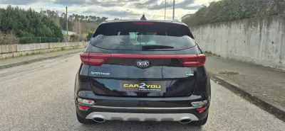 Kia Sportage 2020 - 20000 EUR, 99000 km - AUTO.MOTO.pt - 99000km - foto 27 de 28