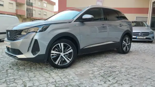 Peugeot 3008 2021 - 21750 EUR, 151000 km - AUTO.MOTO.pt - 151000km - foto 6 de 18