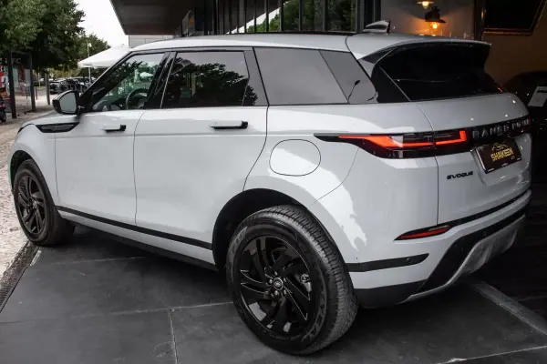 Land Rover Range Rover Evoque P300e S 2025 Híbrido Plug-In