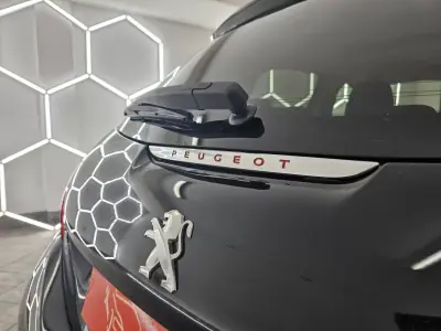 Peugeot 208 2019 - 11950 EUR, 90328 km - AUTO.MOTO.pt - 90328km - foto 14 de 90
