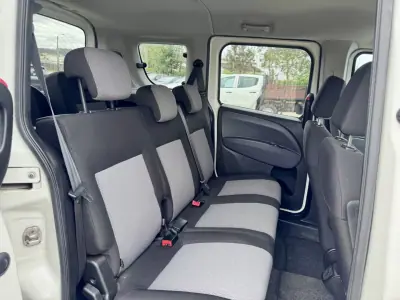 Fiat Doblo 2011 - 9900 EUR, 214000 km - AUTO.MOTO.pt - 214000km - foto 17 de 19