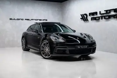 Porsche Panamera Sport Turismo 2020 - 63950 EUR, 111000 km - AUTO.MOTO.pt - 111000km - foto 3 de 53