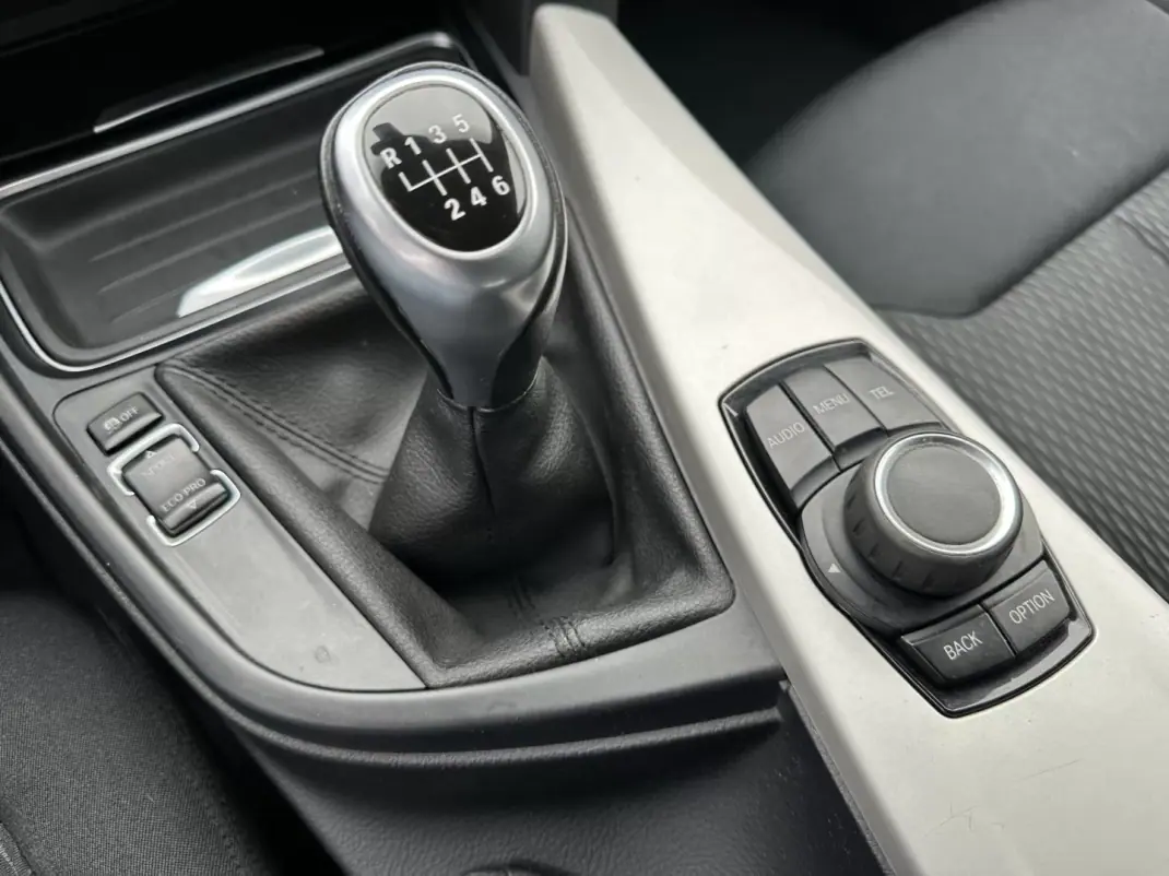 BMW 418 Gran Coupé 2015 - 15900 EUR, 293000 km - 293000km - foto 34 de 52
