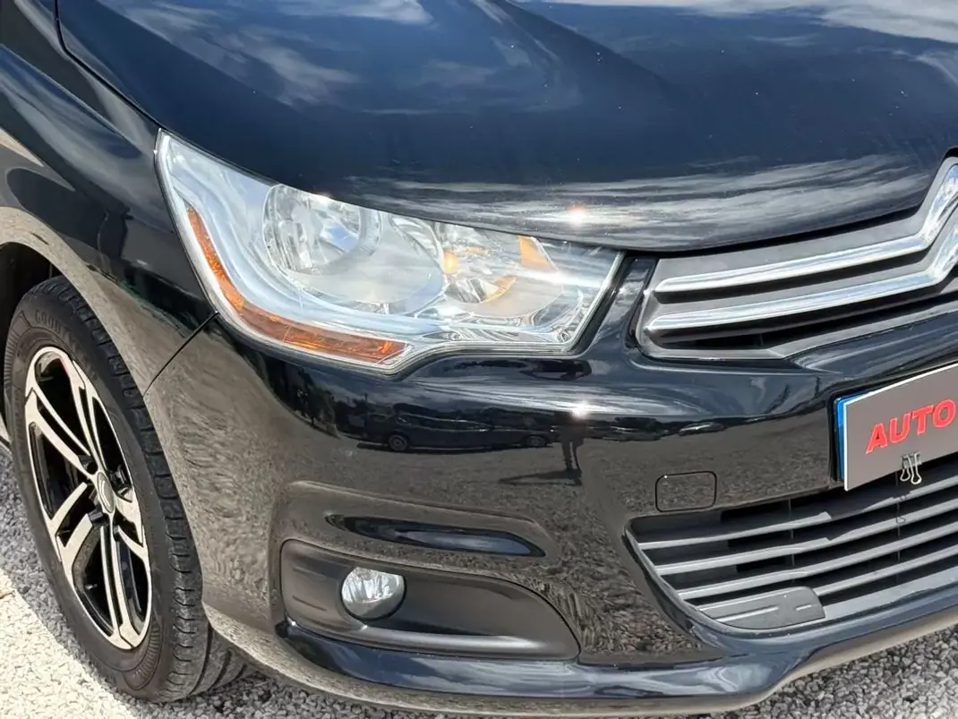 Citroën C4 2011 - 8750 EUR, 165000 km - AUTO.MOTO.pt - 165000km - foto 13 de 14