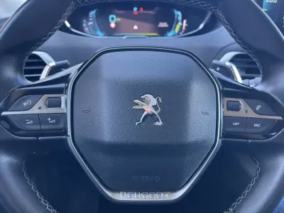 Peugeot 3008 2021 - 23990 EUR, 89615 km - AUTO.MOTO.pt - 89615km - foto 23 de 28