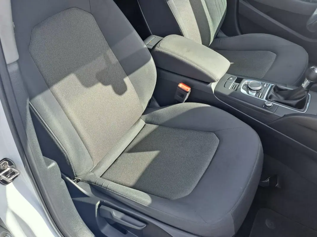 Audi A3 Sportback 2016 - 12900 EUR, 231290 km - AUTO.MOTO.pt - 231290km - foto 23 de 45