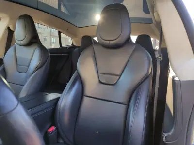 Tesla Model S 2017 - 34900 EUR, 150000 km - 150000km - foto 10 de 33