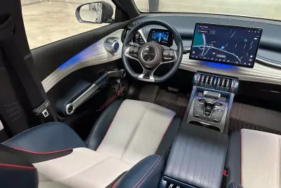 BYD Atto 3 2023 - 27950 EUR, 7718 km - AUTO.MOTO.pt - 7718km - foto 13 de 60