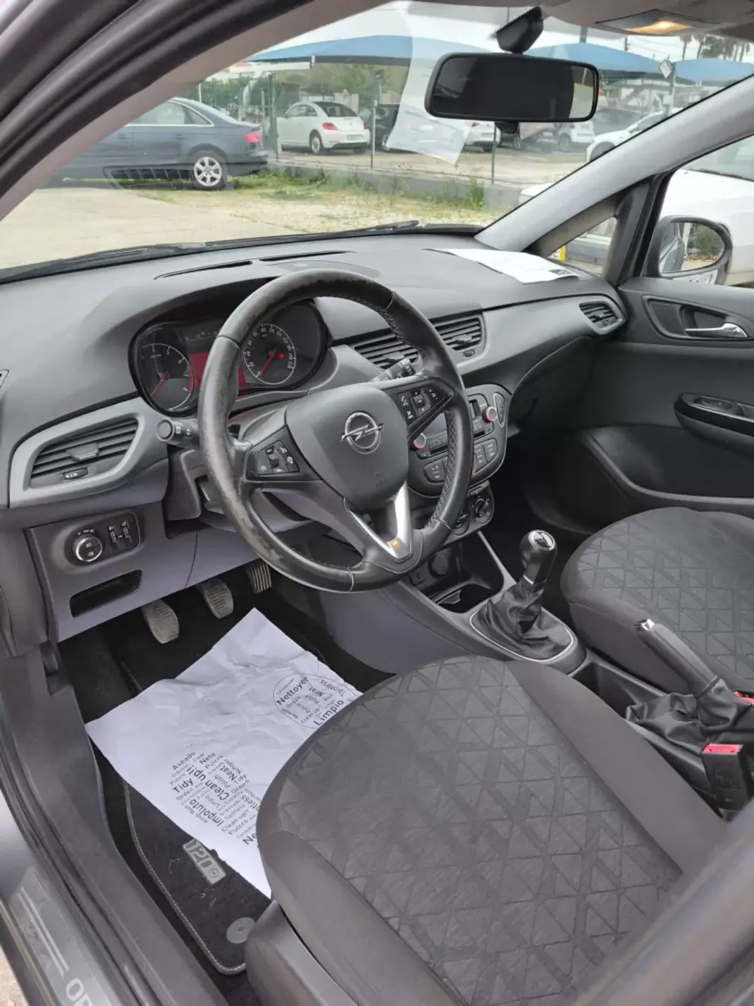 Opel Corsa 2019 - 10900 EUR, 80000 km - AUTO.MOTO.pt - 80000km - foto 4 de 13