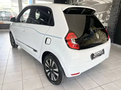Renault Twingo 2021 - 10800 EUR, 86540 km - AUTO.MOTO.pt - 86540km - foto 3 de 22