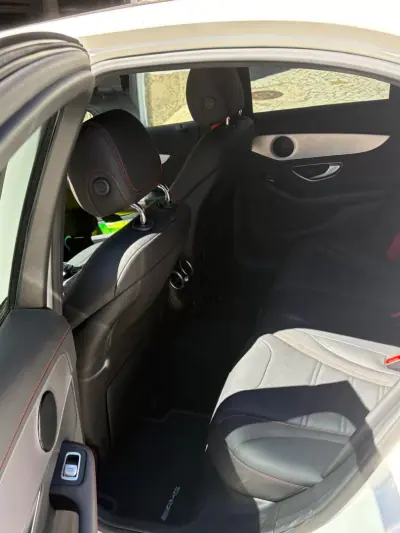 Mercedes-Benz C 43 AMG 2018 — foto 5 de 8
