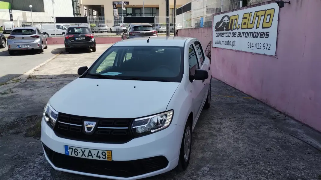 Dacia Sandero 2019 - 8950 EUR, 124000 km - AUTO.MOTO.pt - 124000km - foto 11 de 34