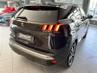 Peugeot 3008 2020 - 18900 EUR, 116429 km - AUTO.MOTO.pt - 116429km - foto 4 de 26