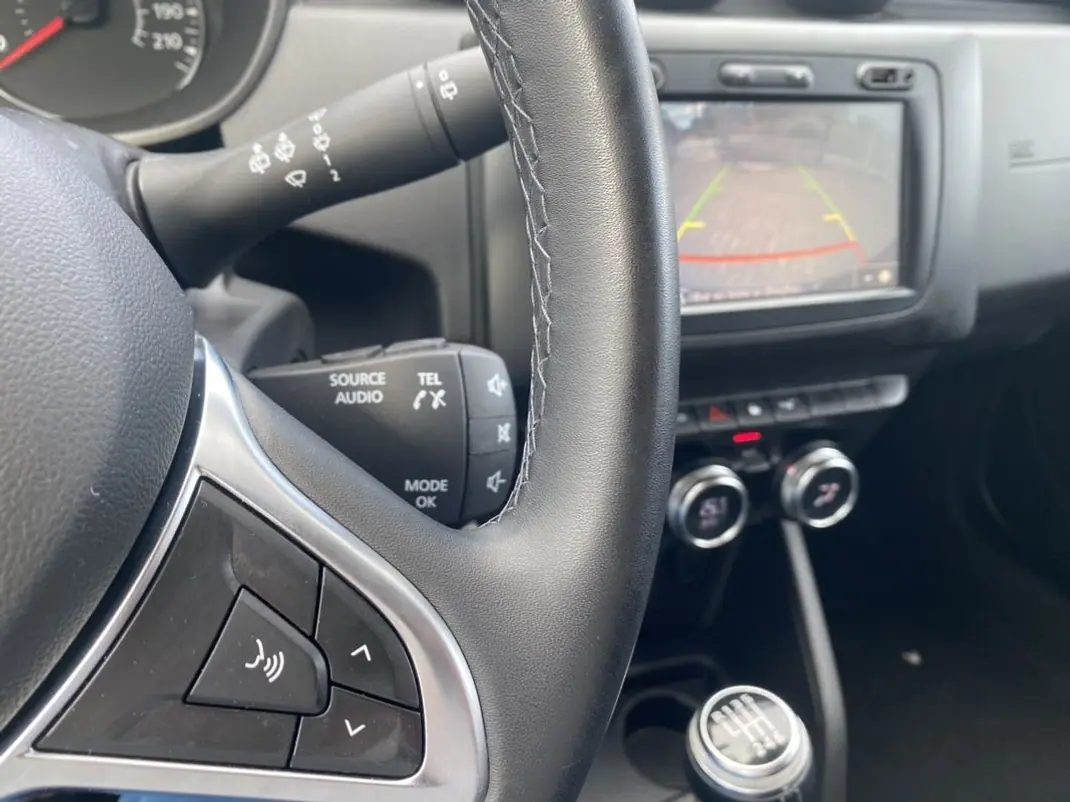 Dacia Duster 2020 - 21500 EUR, 100000 km - AUTO.MOTO.pt - 100000km - foto 15 de 27