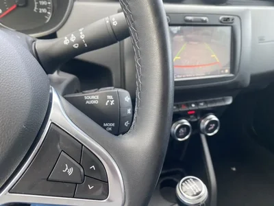 Dacia Duster 2020 - 21500 EUR, 100000 km - AUTO.MOTO.pt - 100000km - foto 15 de 27