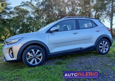 Kia Stonic 2021 - 14950 EUR, 58240 km - AUTO.MOTO.pt - 58240km - foto 2 de 29