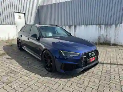 Audi RS4 Avant 2019 - 59990 EUR, 84000 km - 84000km - foto 3 de 14