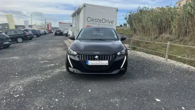 Peugeot 208 2023 - 18800 EUR, 57000 km - AUTO.MOTO.pt - 57000km - foto 2 de 23