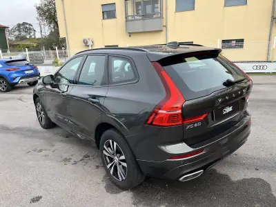 Volvo XC 60 2020 - 32750 EUR, 141000 km - AUTO.MOTO.pt - 141000km - foto 49 de 51